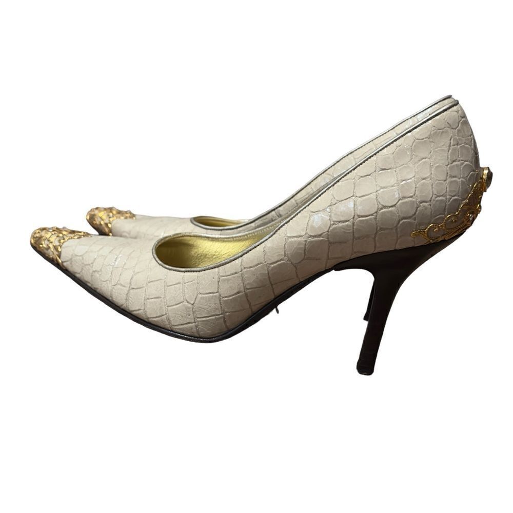 Donald J Pliner Champagne Gator Metallic Pointy Heels Size 6 M